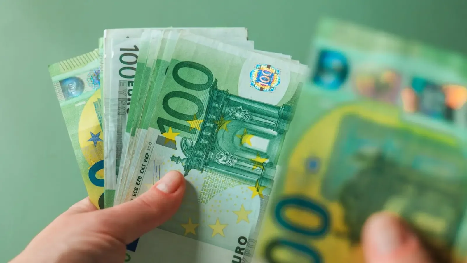 Счетоводител е обвинен в присвояване на 450 000 евро във Враца