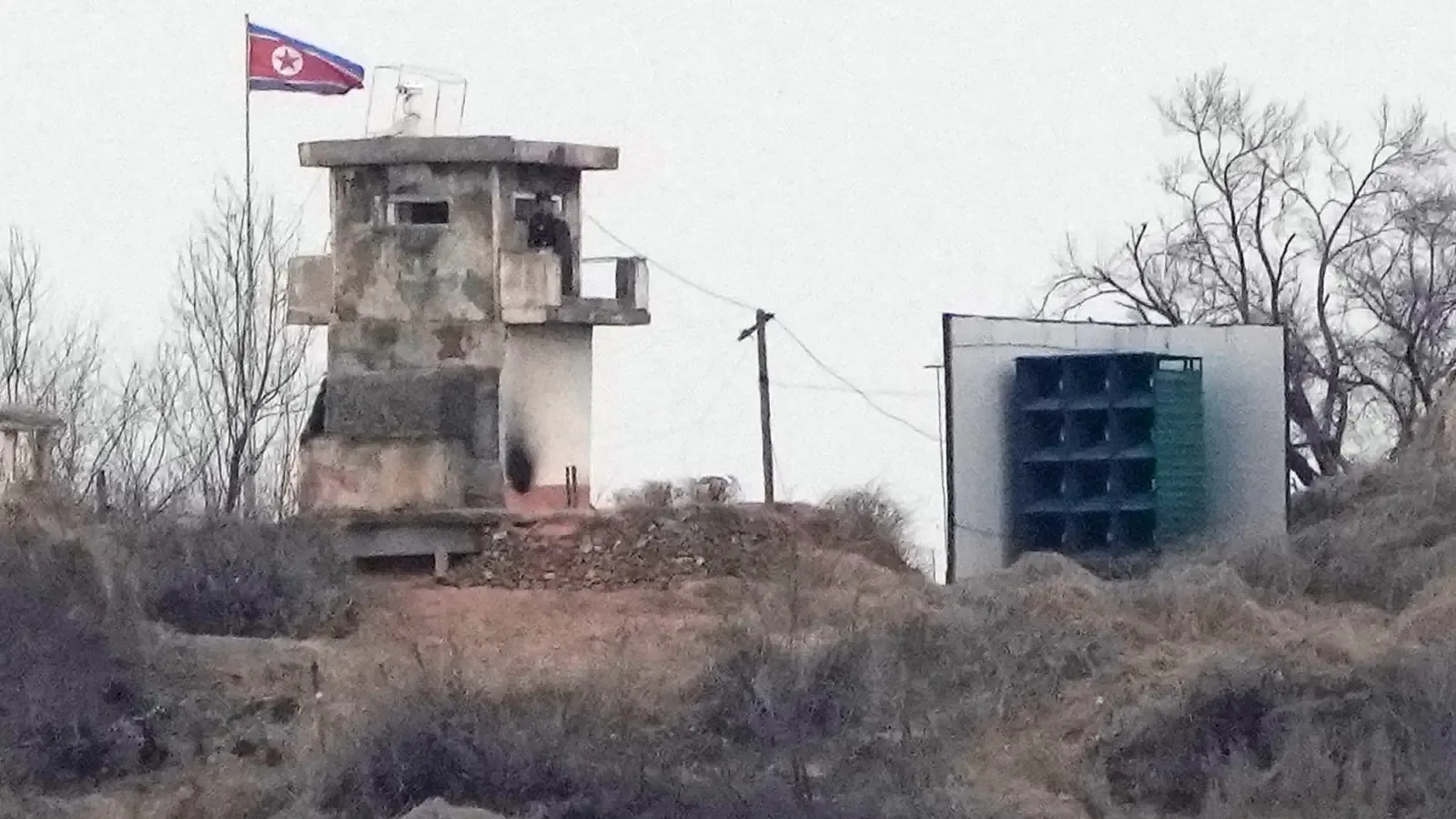 Северна Корея планира да включи пропагандни високоговорители по цялата граница