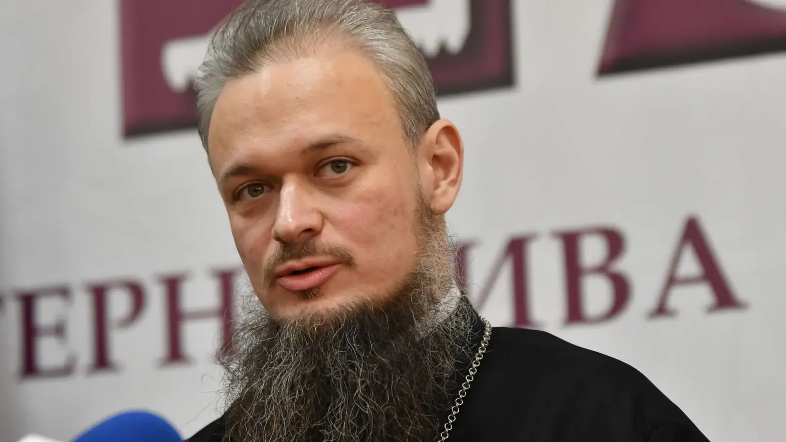 Светият синод окончателно отне сана на архимандрит Дионисий