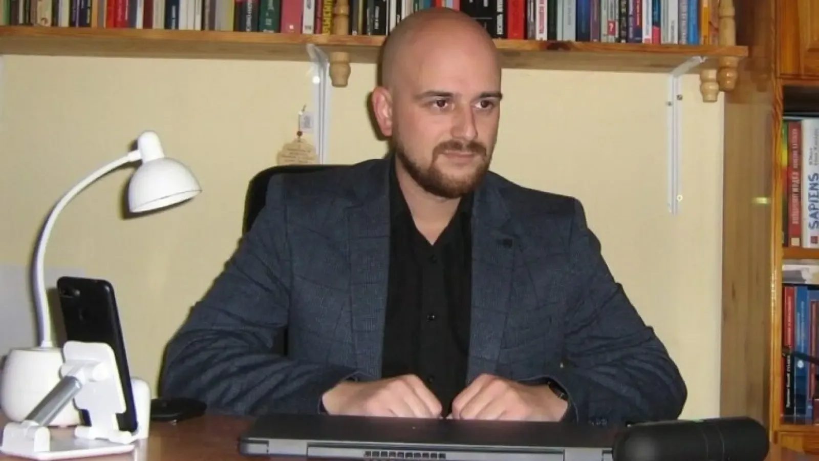 Тачев: Кампанията тръгна агресивно, но негативите я спряха
