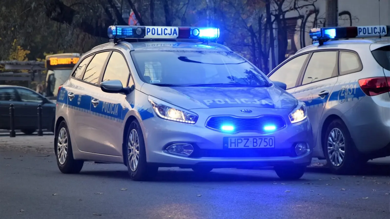 Трима ранени при ново нападение с нож в училище във Варшава