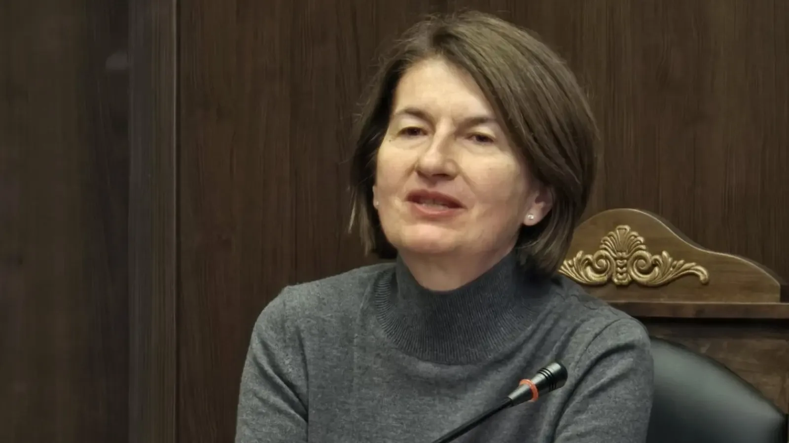 Ваня Анчева поема временно ръководството на ВАС