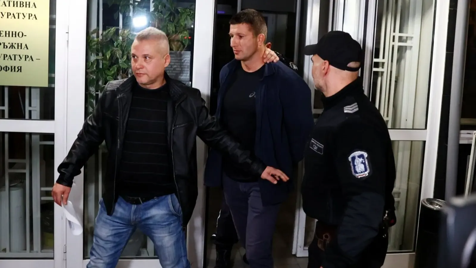 Военната прокуратура повдигна обвинение на гард от НСО и го задържа за 72 часа